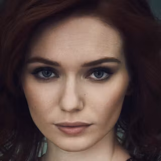 Eleanor Tomlinson wallpaper