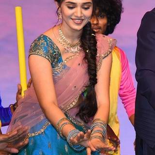 Kirthi Shetty HD 4k wallpaper