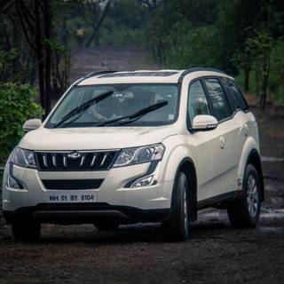 Mahindra logo wallpaper