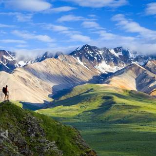 Hiking desktop wallpaper