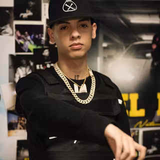 Amor Tumbado wallpaper