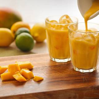 Mango juice wallpaper