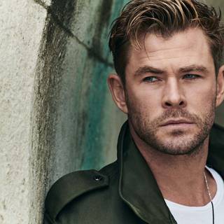 Chris Hemsworth 2021 wallpaper