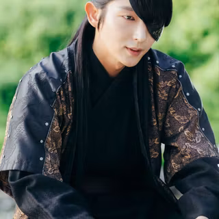 Lee Jong Ki wallpaper