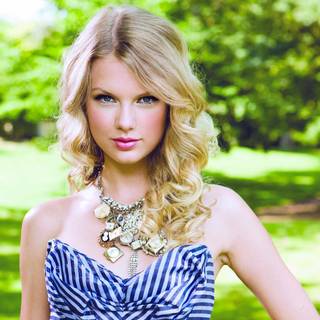 Taylor Swift 22 wallpaper