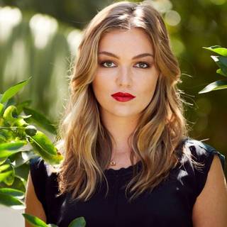 Lili Simmons wallpaper