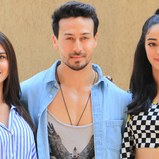 Tiger Shroff and Ananya panday wallpaper