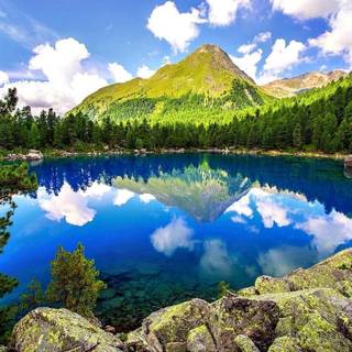 Lakes spring wallpaper