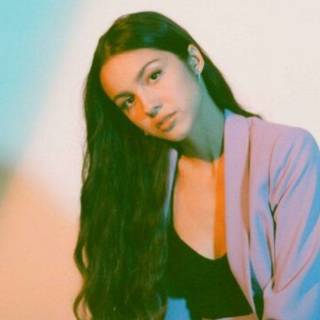 Deja Vu Olivia Rodrigo wallpaper