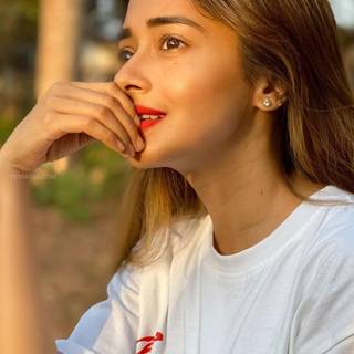 Tina Datta wallpaper