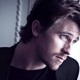 Sam Flynn Garrett Hedlund wallpaper