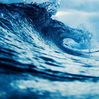 Beach waves Android wallpaper