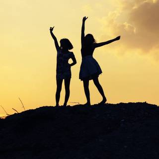 Friend circle wallpaper