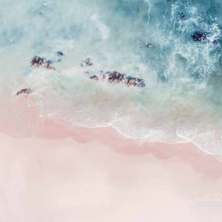 Light blue and light pink desktop wallpaper