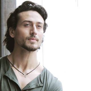 Tiger Shroff HD wallpaper