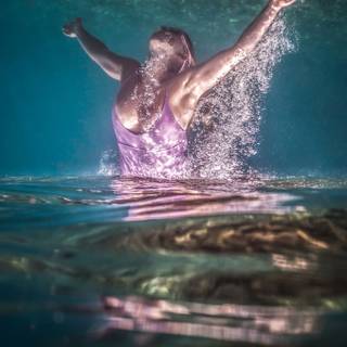 Women in water wallpaper