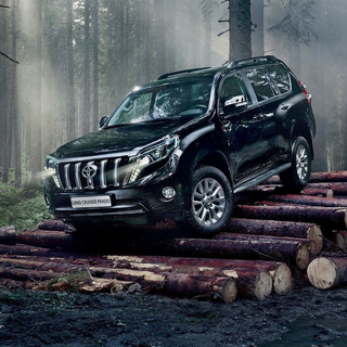 Toyota Prado 2021 wallpaper