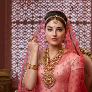 4k Indian traditional girl wallpaper