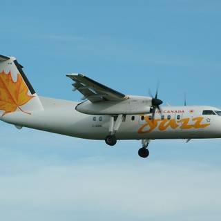 De Havilland Canada Dash 8 wallpaper
