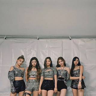 Itzy 2021 wallpaper