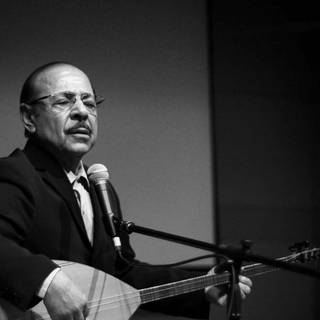 Neşet Ertaş wallpaper