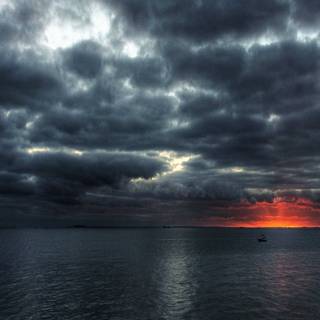 Dark sea 4k wallpaper