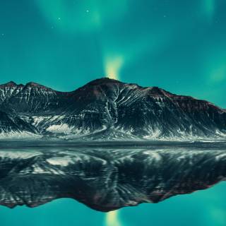 Mountain lake 4k wallpaper