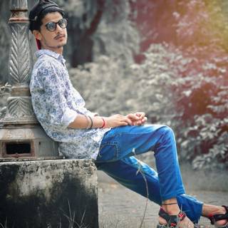 Sad pose boys wallpaper