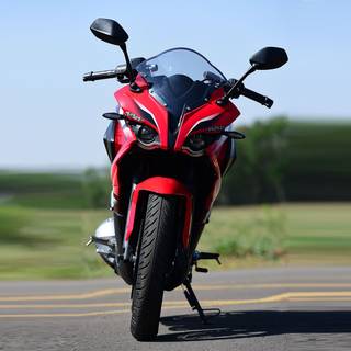 RS 200 bike wallpaper