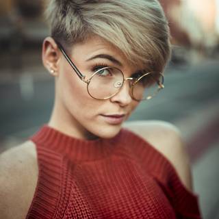 Short haircut women wallpaper