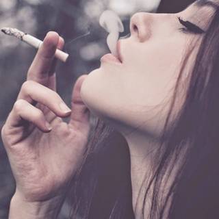 Women vaping wallpaper