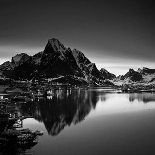 4k dark mountain wallpaper