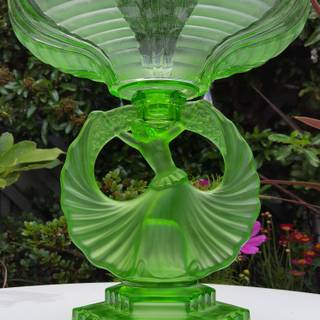 Uranium glass wallpaper