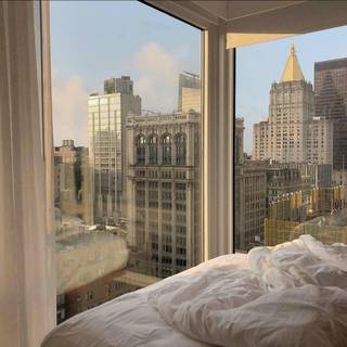 Light Academia desktop wallpaper