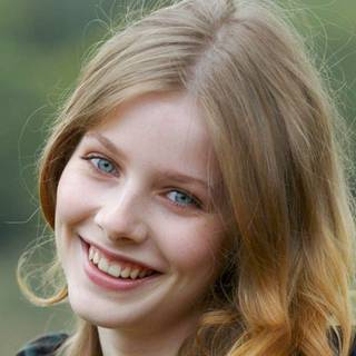 Rachel Hurd-Wood wallpaper