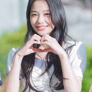 Weeekly Jihan wallpaper