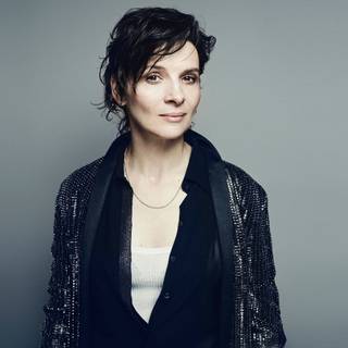 Juliette Binoche wallpaper