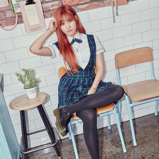 Wee Woo Pristin wallpaper