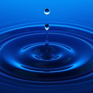 Cool vertical water 4k wallpaper