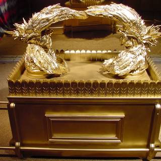 Ark of the Covenant wallpaper