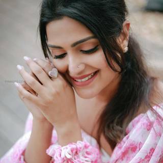 Divya Pillai wallpaper