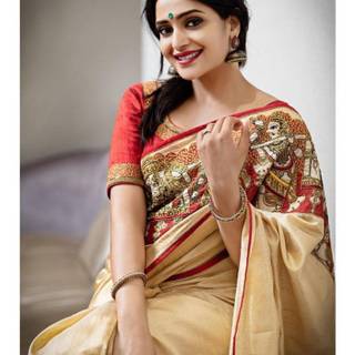 Divya Pillai wallpaper