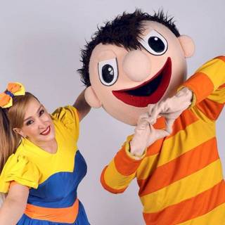 Bely y Beto wallpaper