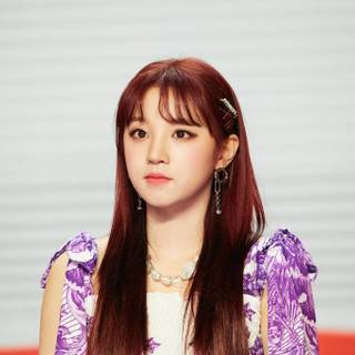 Dumdi Dumdi (G)-IDLE wallpaper
