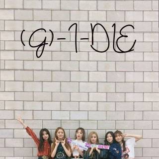 Latata (G)I-DLE wallpaper