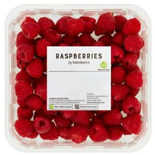 Strawberry Prince wallpaper