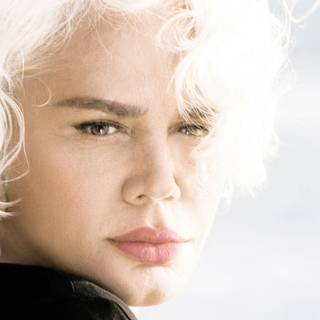 Sezen Aksu wallpaper