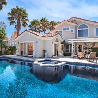 Luxury villa wallpaper