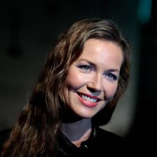 Connie Nielsen wallpaper