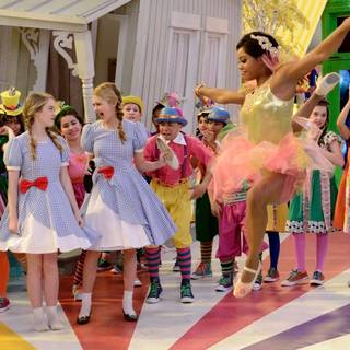 Nicky, Ricky, Dicky & Dawn wallpaper